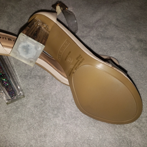 Bamboo Square Heel & Clutch Purse Bundle | Glitter/ Clear | Sz 7.5 - Picture 4 of 5